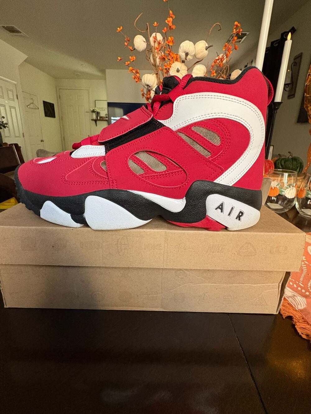 Nike Air Diamond Turf II Fire Red White Metallic Gold